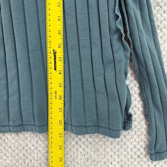 We the Free Top Women XS Blue Henley Crew Neck Long Sleeves Relax Blouse Beach - Picture 7 of 9